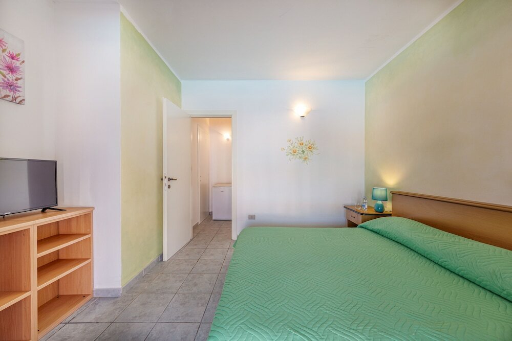 Фото Marina Manna Hotel & Club Village