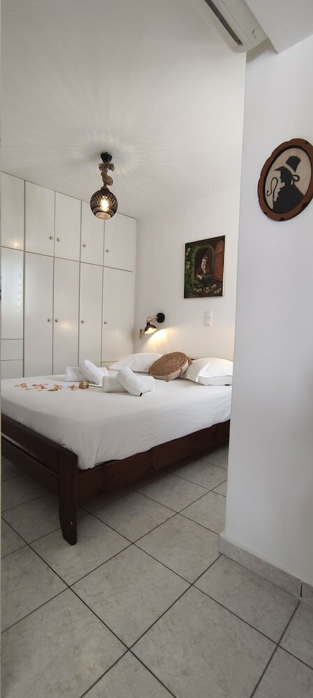 Фото Kapetanos Rooms