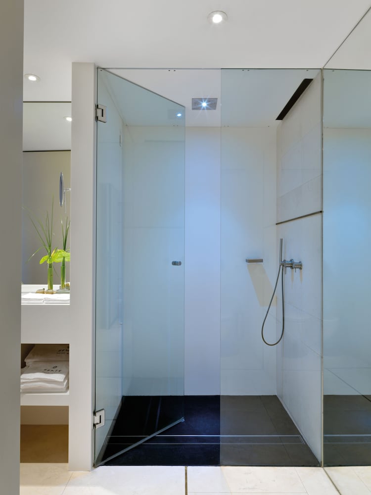 Фото Sense Hotel Sofia