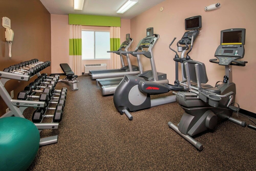 Фото Fairfield Inn & Suites Dulles Airport Chantilly