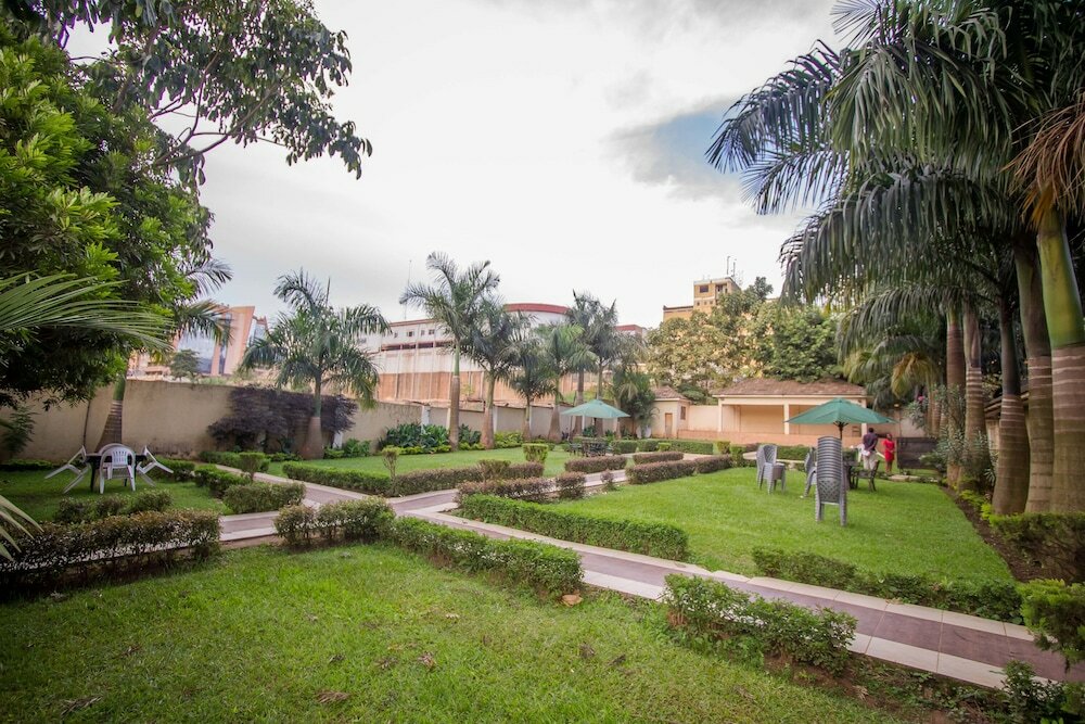 Фото Emerald Hotel