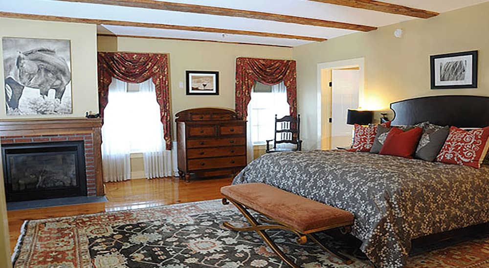 Фото The Lyme Inn