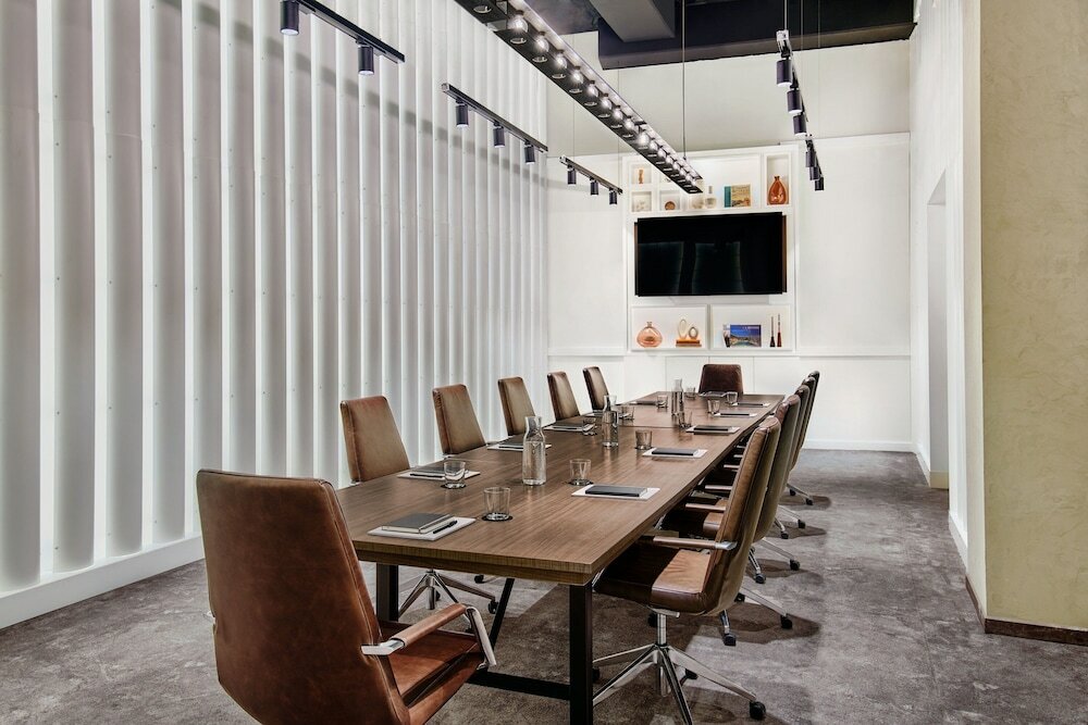 Фото Moxy Downtown Los Angeles