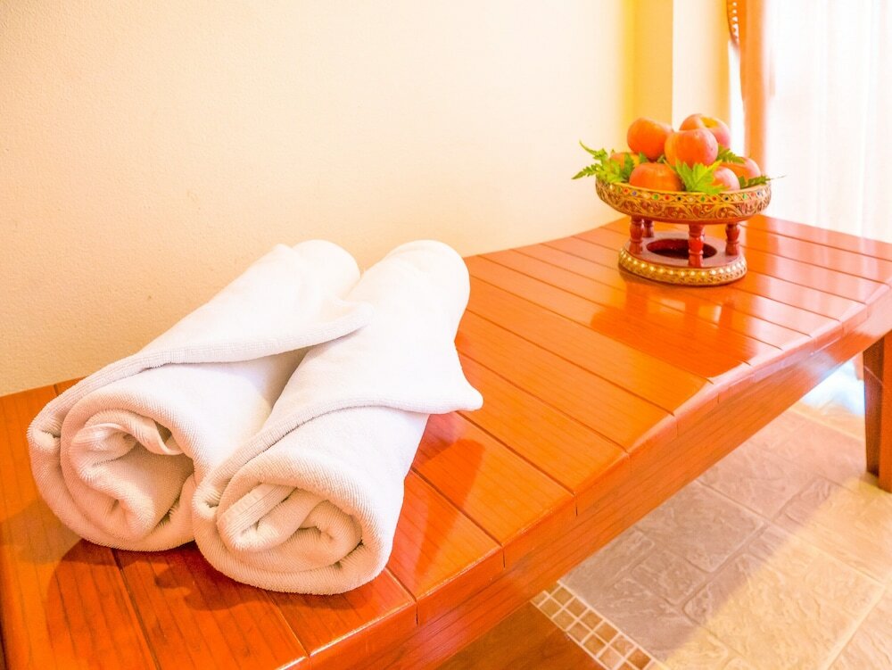 Фото Chomsin Hua Hin Hotel