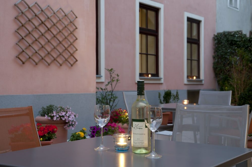 Фото Lucia Hotel