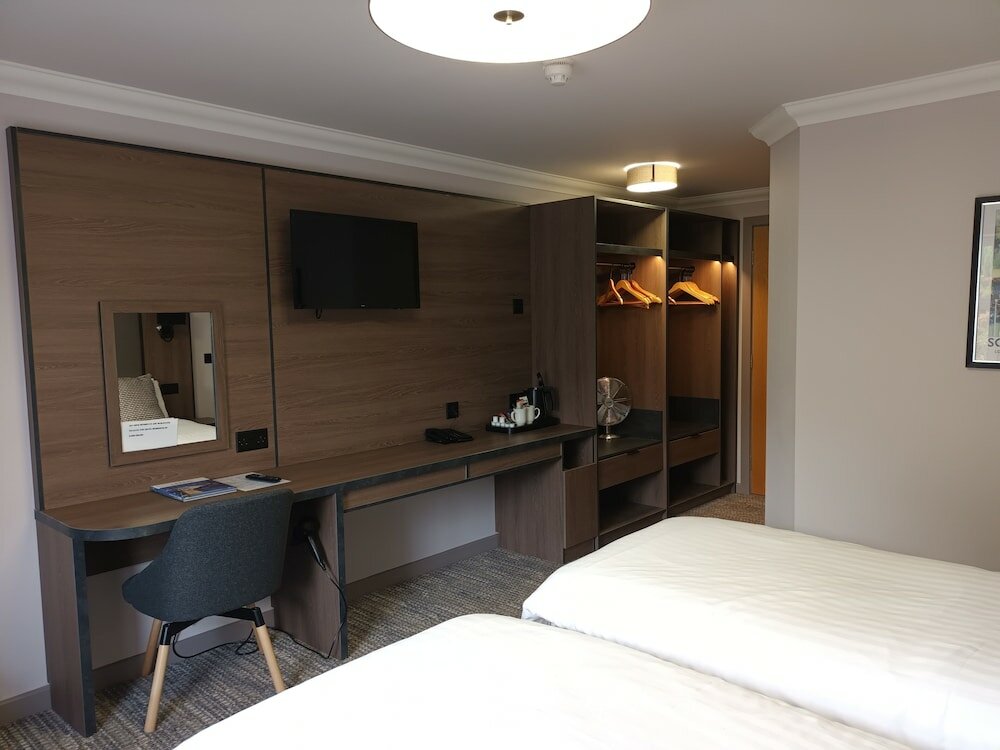 Фото The Corn Mill Lodge Hotel