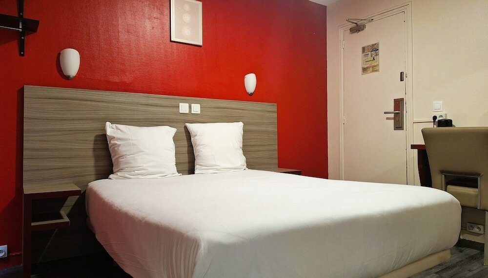 Фото Hipotel Paris Gambetta Republique