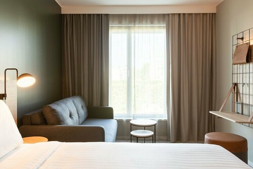 Гостиница Moxy Paris Val D’Europe в Мо