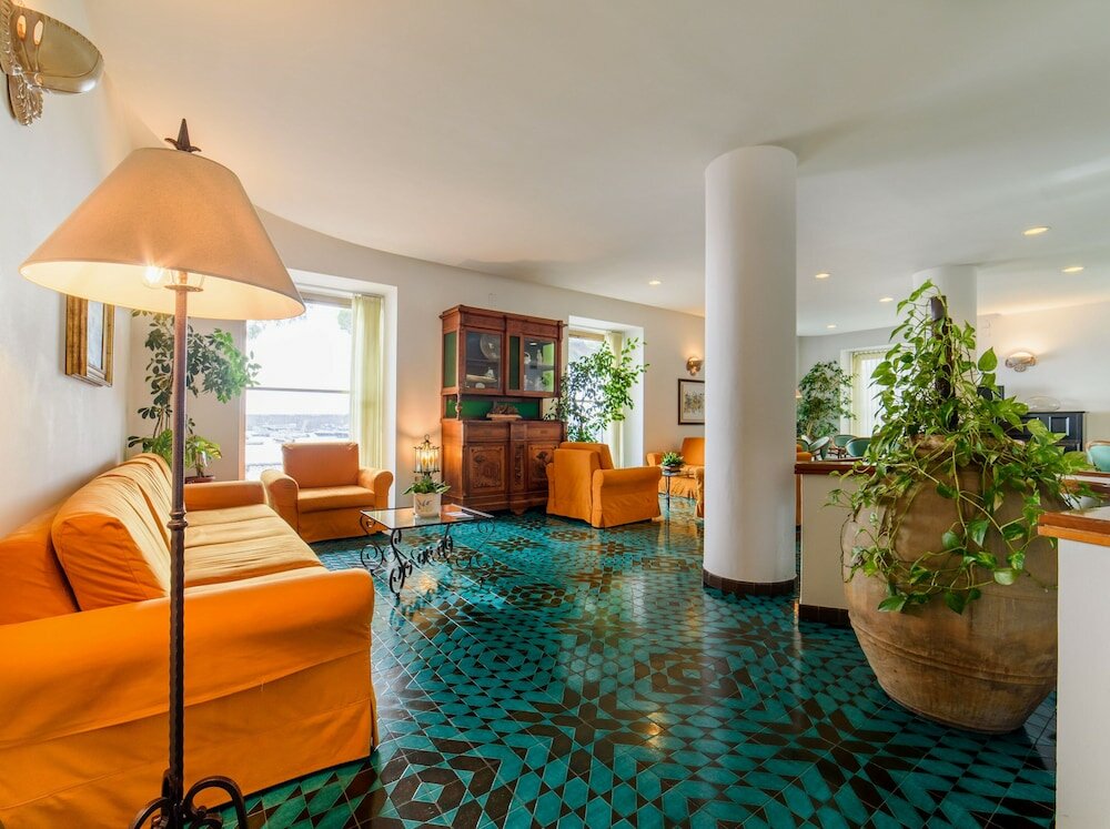 Фото Hotel La Bussola