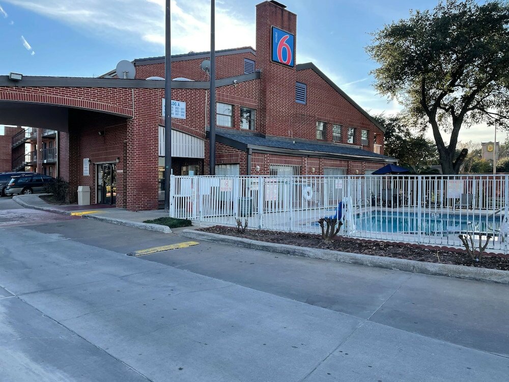 Фото Motel 6 Houston, Tx - Brookhollow