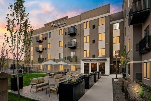 Гостиница WaterWalk Boise - Meridian в Меридиане