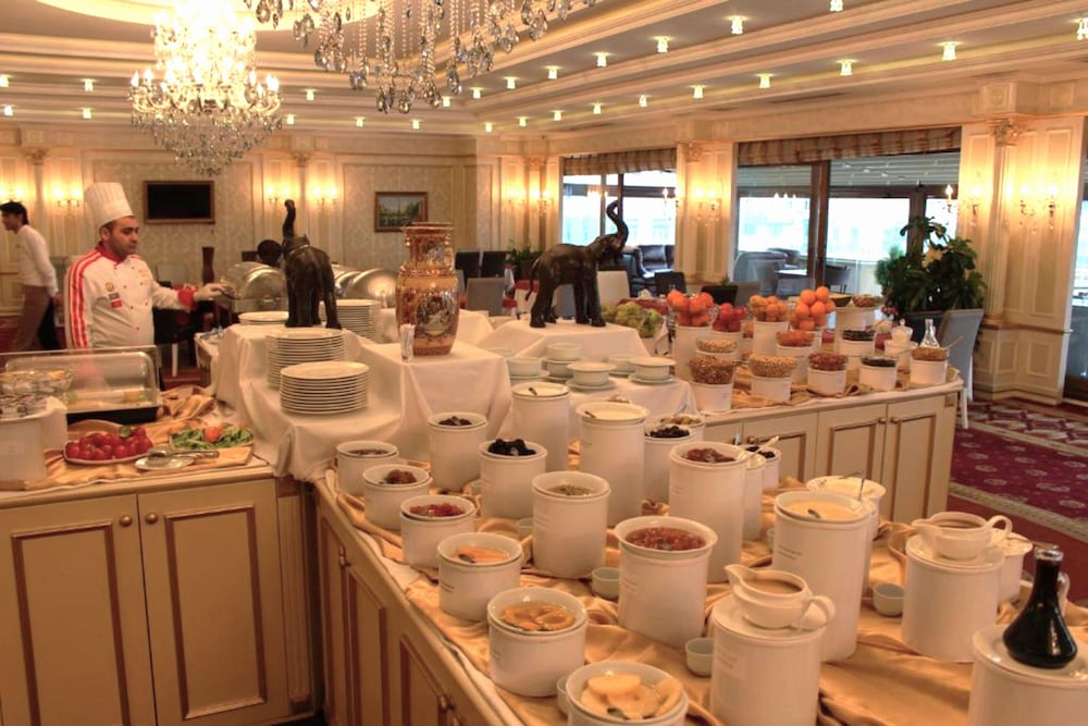 Фото Modern Hotel Baku