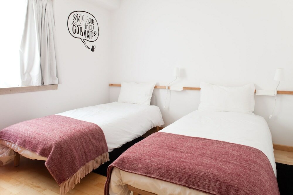 Фото The Lisbonaire Apartments