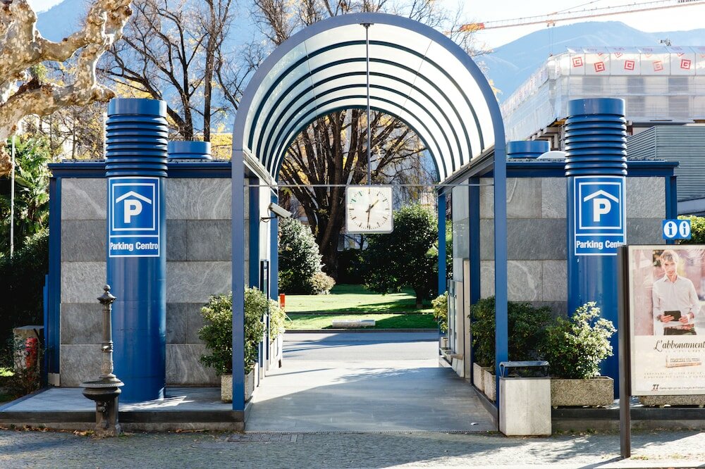 Фото Hotel Du Lac Locarno