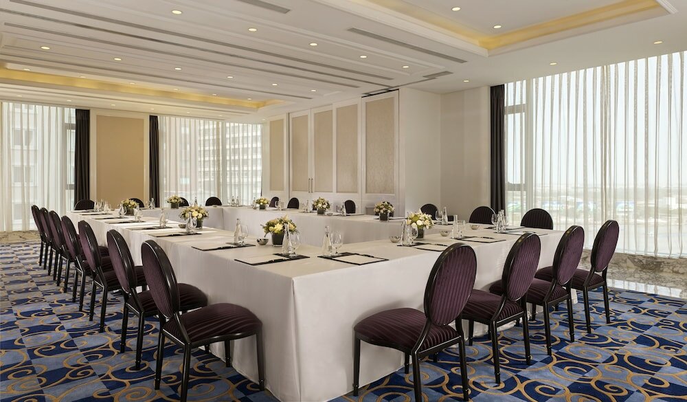 Фото The Reverie Saigon