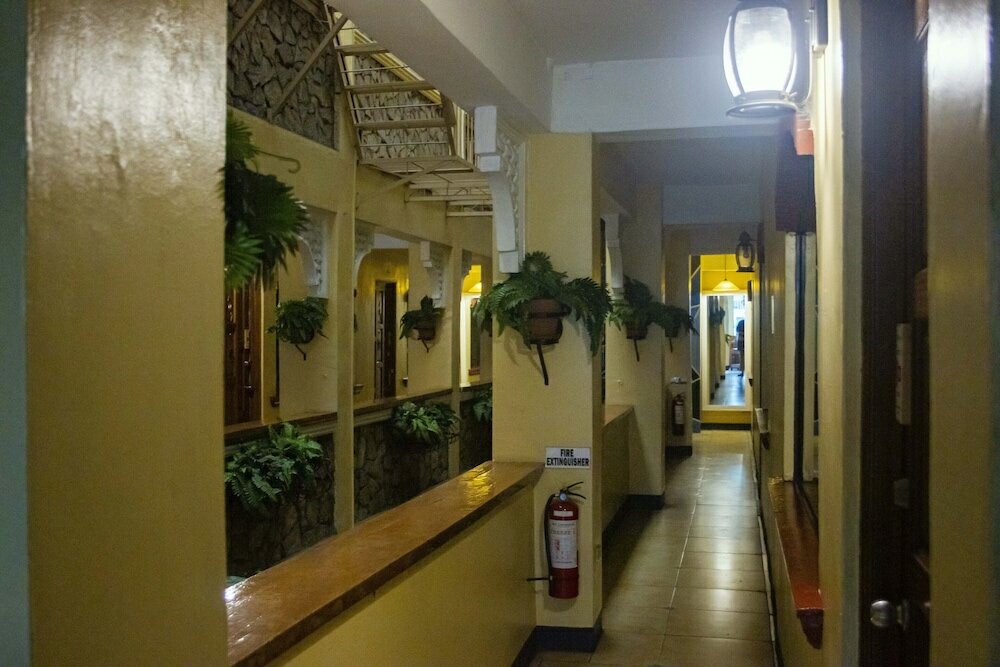 Фото Saint Illians Inn