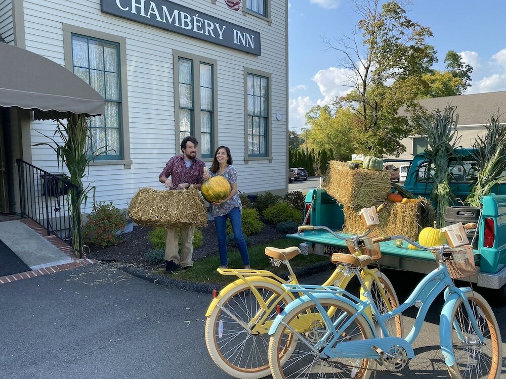 Фото Chambery Inn