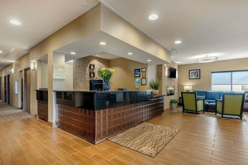 Внешний вид отеля Comfort Inn Ellsworth - Bar Harbor в Элсворте, фото 5