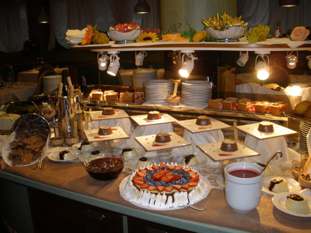 Фото Hotel Majoni