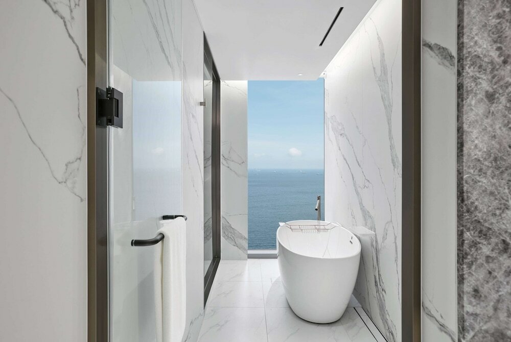 Фото Wyndham Grand Busan Ijin