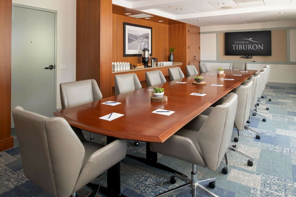 Фото The Lodge at Tiburon