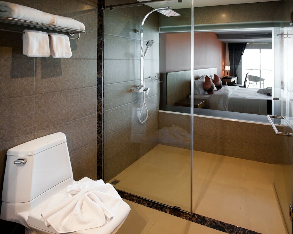 Фото Balihai Bay