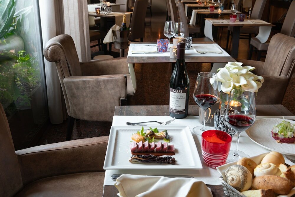 Фото Hotel Leopardi