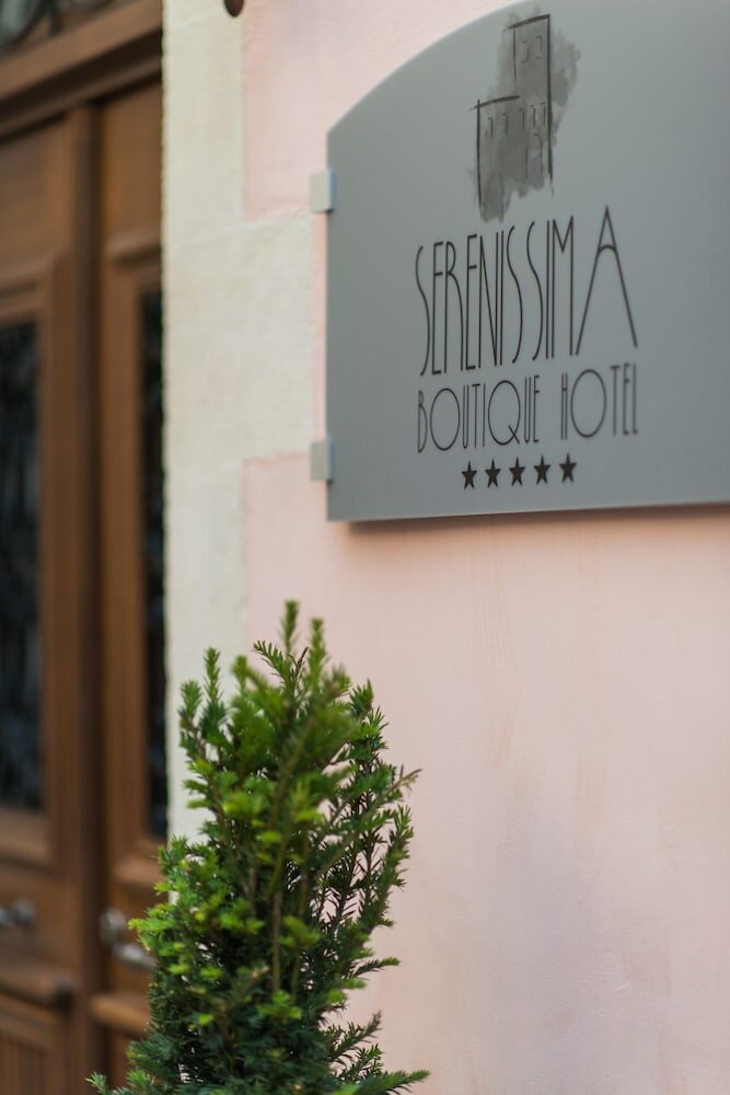 Фото Serenissima Boutique Hotel