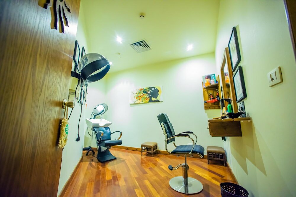 Фото Carols Beau Rivage Hotel