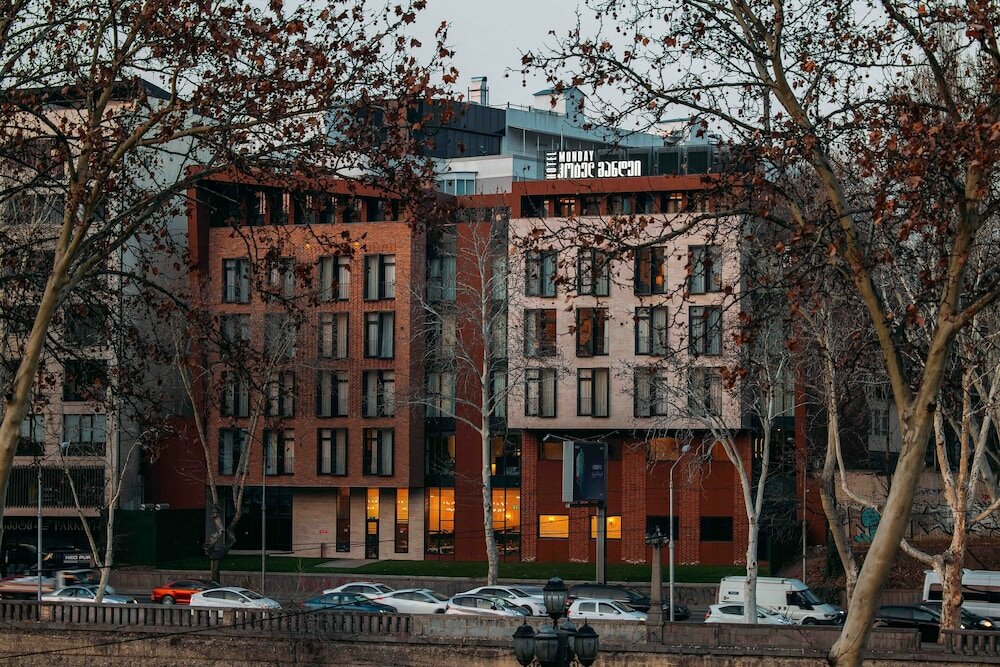 Фото Monday by Dnt Group