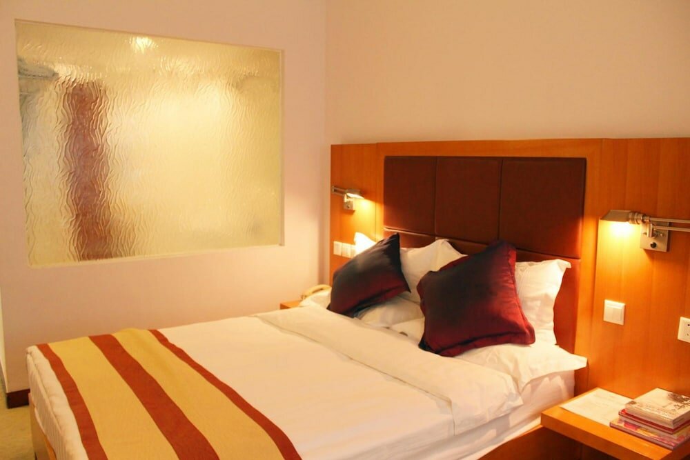 Фото The North Garden