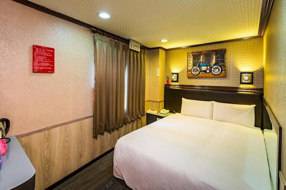 Фото The Dealer Hotel