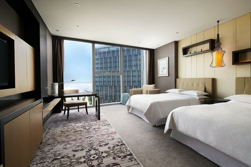 Фото Sheraton Shanghai Waigaoqiao Hotel