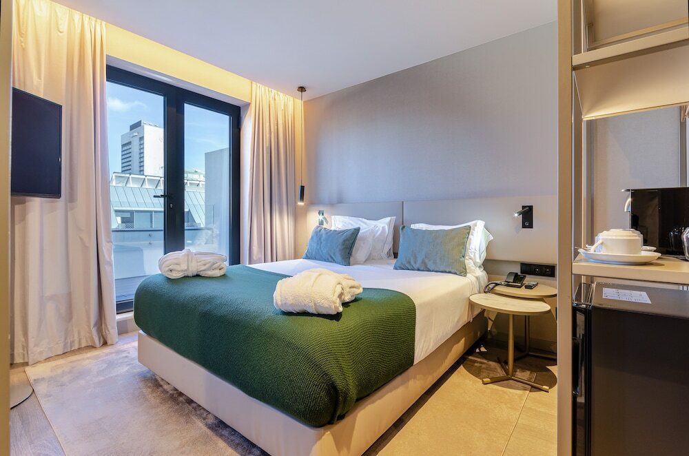 Фото Omid Saldanha Hotel