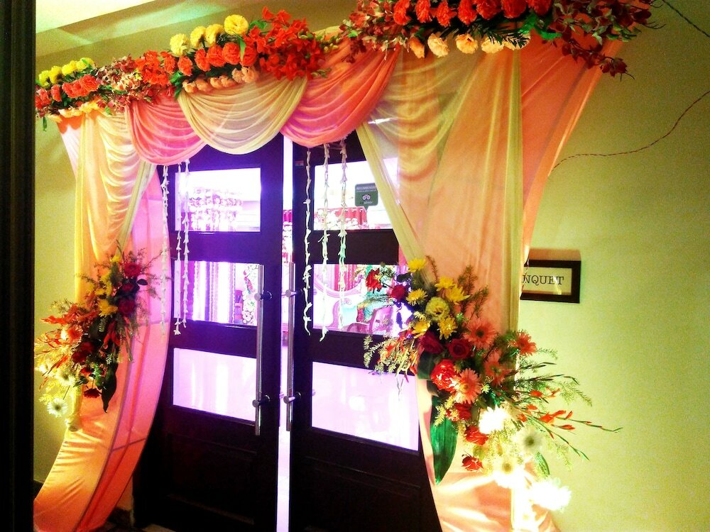 Фото Hotel Avisha