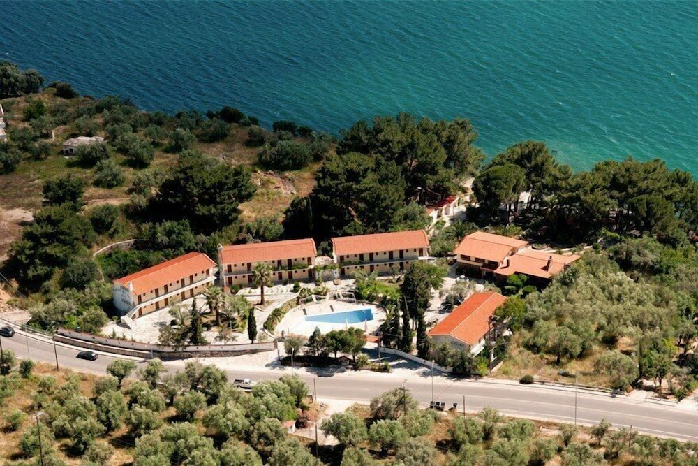 Фото Mytilana Village Hotel