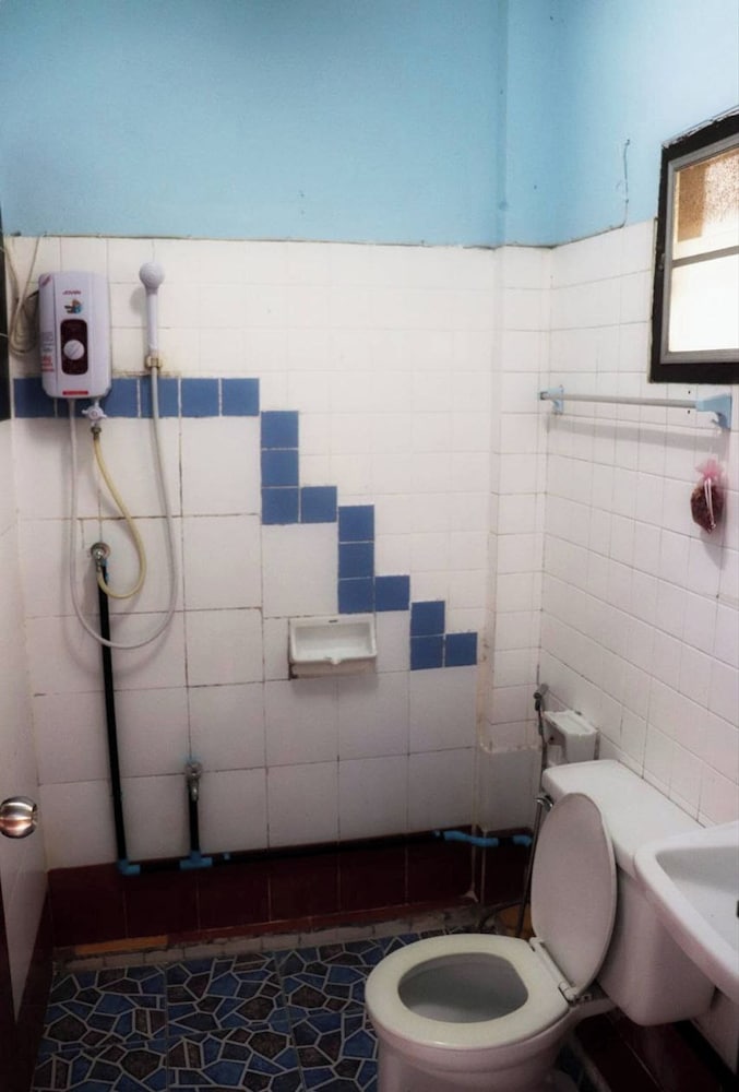 Фото Trekker Camp Chiang Mai Hostel