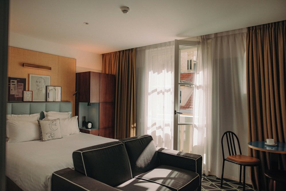 Фото отеля 2