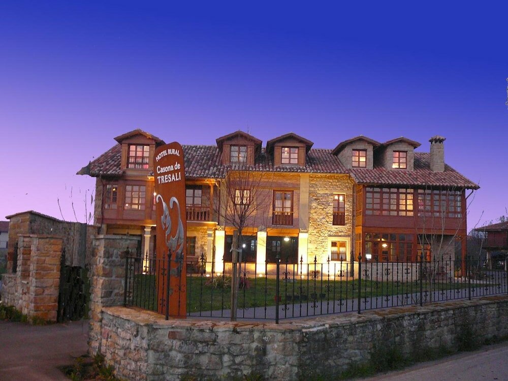 Фото Hotel Casona de Tresali