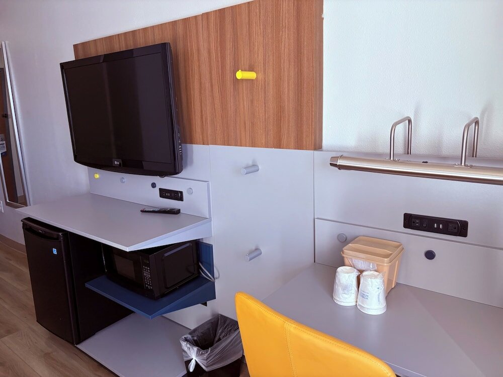 Фото Microtel Inn by Wyndham Denver