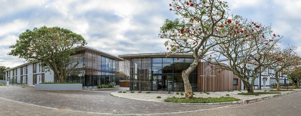 Фото Royal St. Andrews Hotel, Conference Centre & SPA