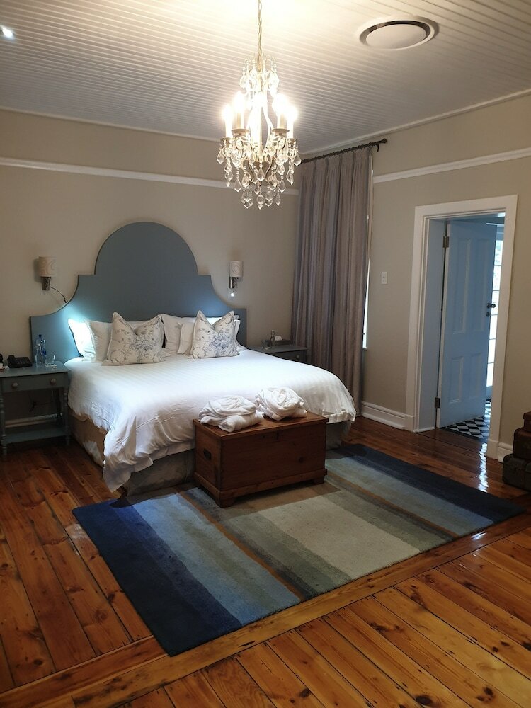 Фото Royal St. Andrews Hotel, Conference Centre & SPA