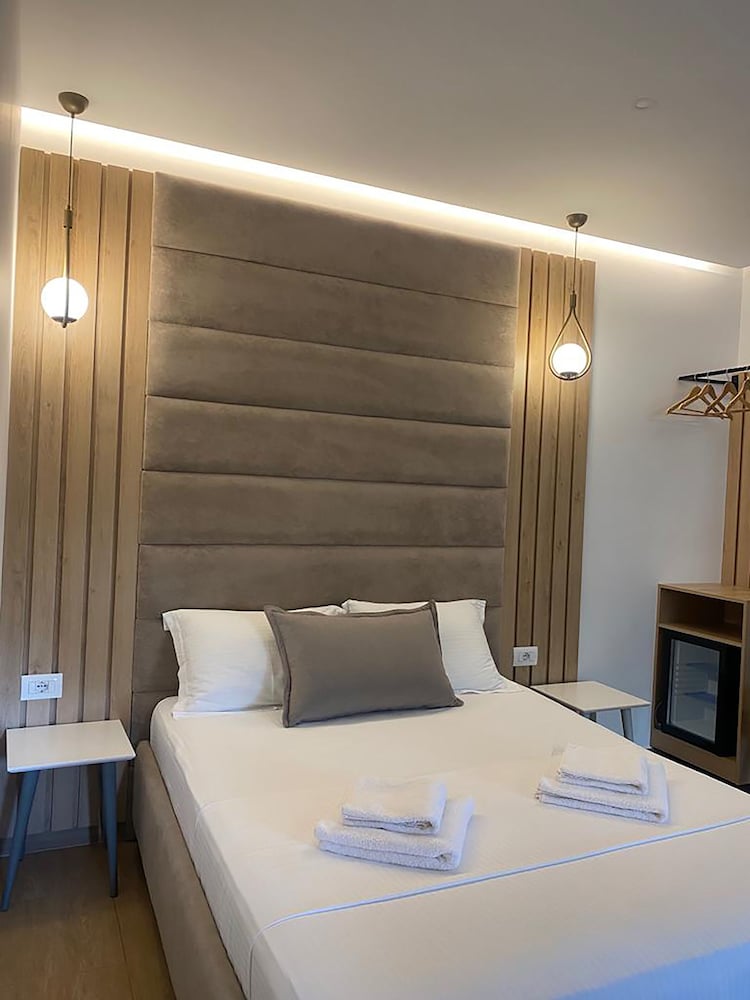 Фото Hotel Kuburi