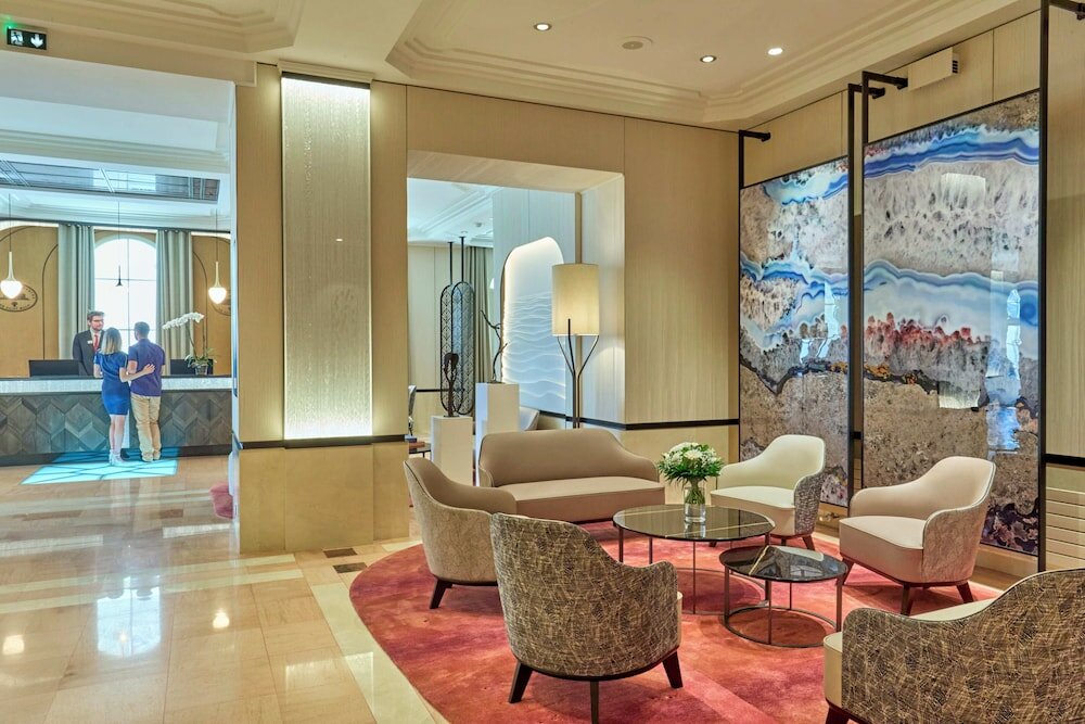 Фото Grand Hôtel Des Thermes