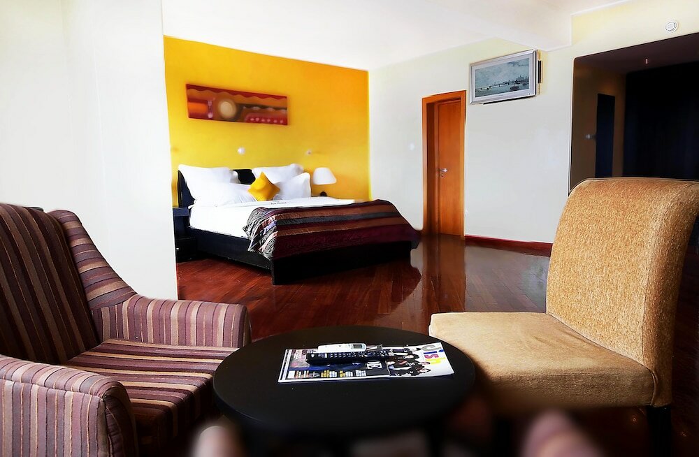 Фото Hotel Bon Voyage