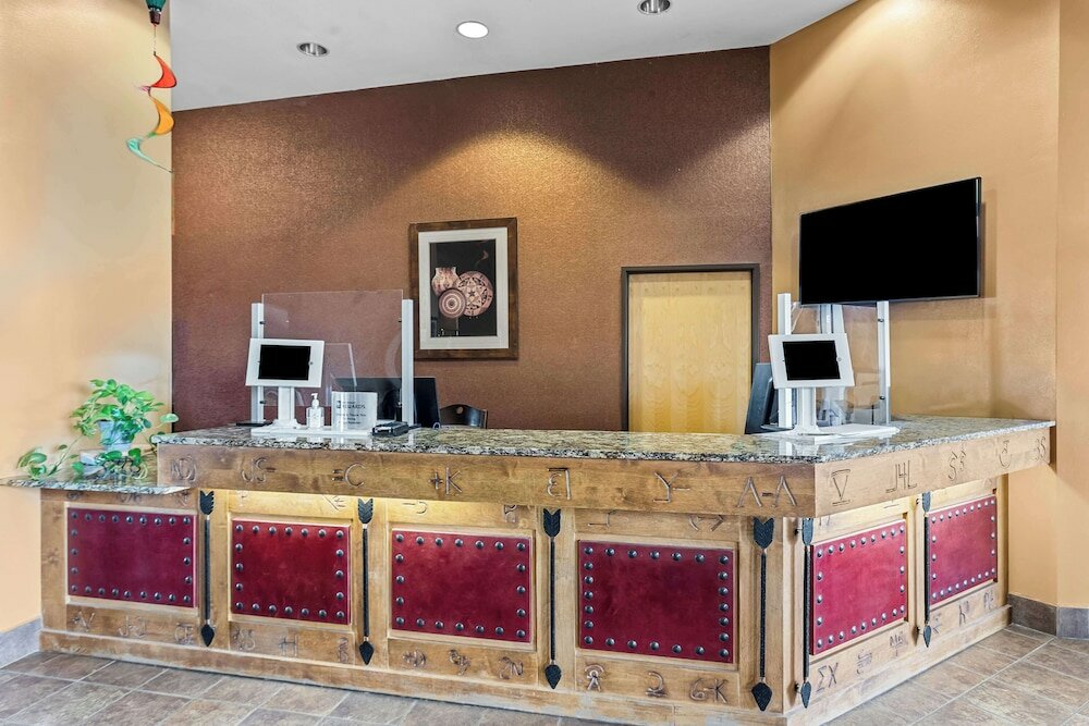 Фото Best Western Moriarty Heritage Inn