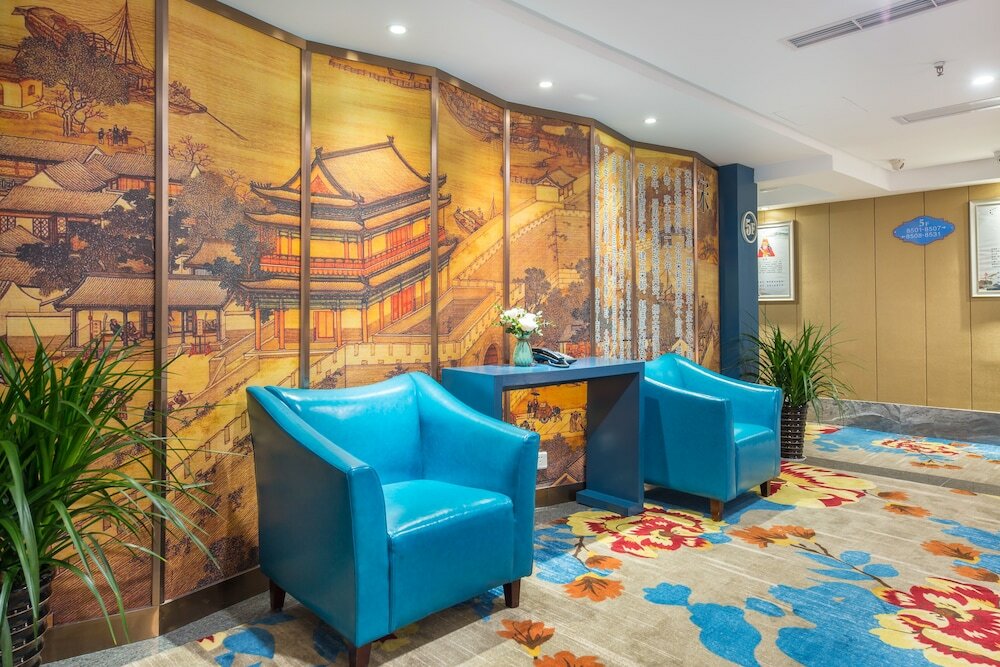 Фото YiWU Best Hotel