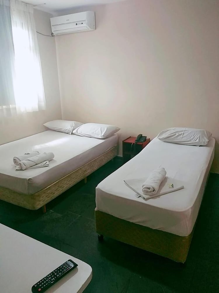 Фото Goias Hotel