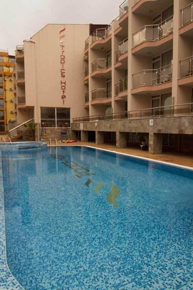 Фото Отель Tropics