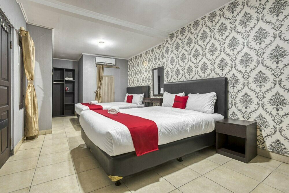 Hotel Reddoorz @ Kemanggisan, Jakarta, photo